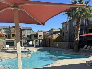 Photo #4: 6791459 Listing