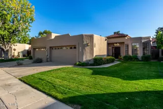 Photo #5: 6791850 Listing