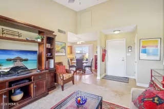 Photo #5: 6791949 Listing 