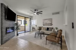 Photo #3: 6792009 Listing