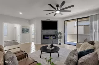 Photo #4: 6792009 Listing