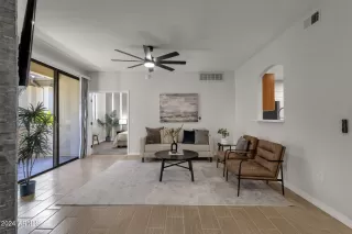 Photo #5: 6792009 Listing