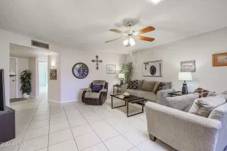 Photo #2: 6792751 Listing