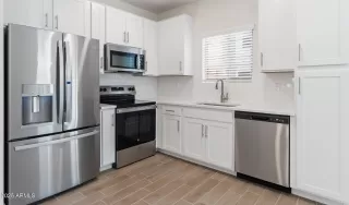 Photo #5: 6792895 Listing