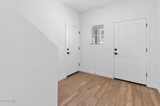 Photo #4: 6792988 Listing