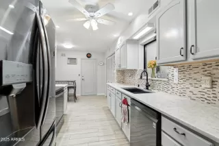 Photo #2: 6793099 Listing