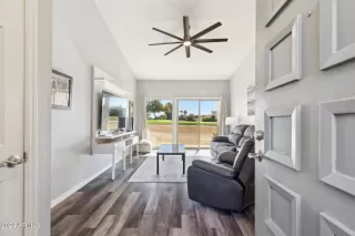 Photo #2: 6793332 Listing