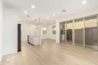 Photo #4: 6793610 Listing