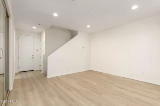 Photo #5: 6793610 Listing