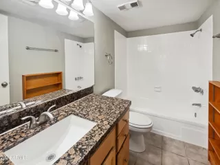 Photo #6: 6793631 Listing 