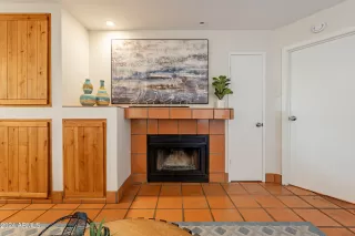 Photo #4: 6793940 Listing