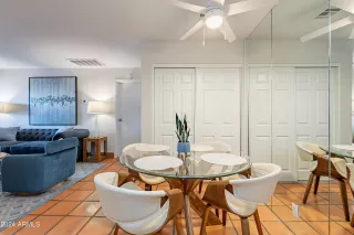 Photo #6: 6793940 Listing