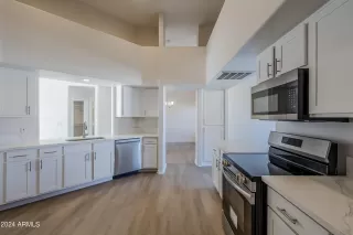 Photo #2: 6794006 Listing 