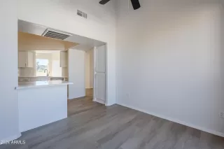 Photo #5: 6794006 Listing 