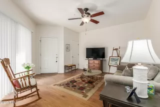 Photo #3: 6794036 Listing 