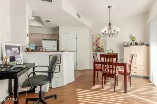 Photo #4: 6794036 Listing 