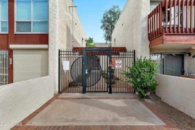 MLS: 6794048 Condo For Sale