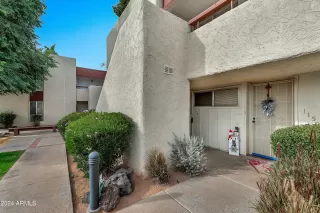 Photo #3: 6794048 Listing 