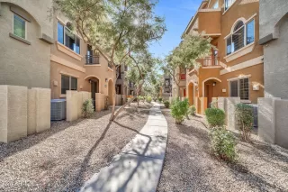 Photo #1: 6794093 Listing 