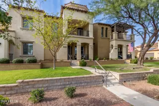 Photo #1: 6794126 Listing 