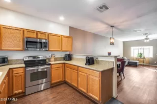 Photo #3: 6794161 Listing 