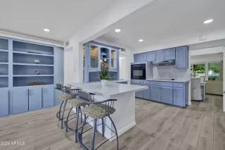 More Details about MLS # 6794175 : 6108 N 12TH PLACE#4