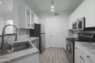 Photo #5: 6794246 Listing 