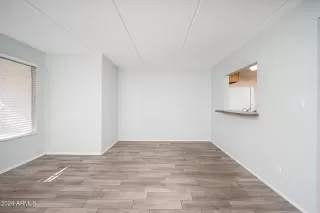 Photo #4: 6794407 Listing 