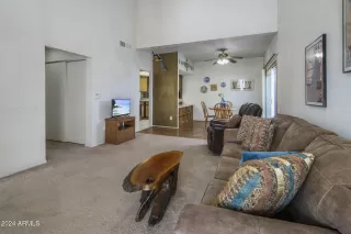 Photo #3: 6794515 Listing