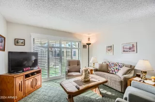 Photo #2: 6794525 Listing 
