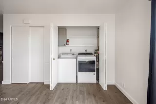 Photo #6: 6794590 Listing