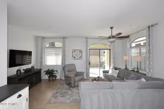 Photo #2: 6795078 Listing