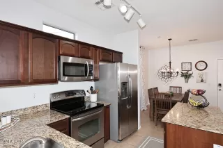 Photo #6: 6795078 Listing