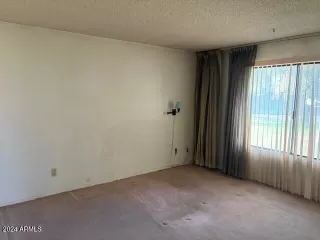 Photo #4: 6795233 Listing 