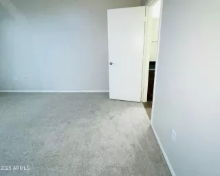 Photo #5: 6795674 Listing