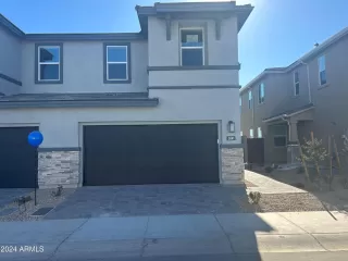 Photo #3: 6795689 Listing