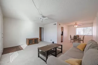 Photo #4: 6796152 Listing 