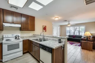 Photo #1: 6796190 Listing 