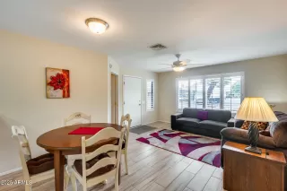 Photo #6: 6796190 Listing 