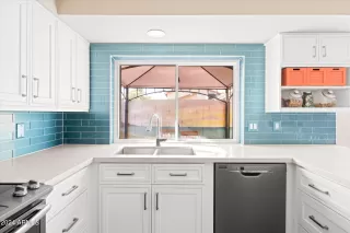 Photo #1: 6796638 Listing