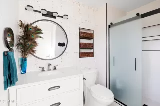 Photo #4: 6796638 Listing