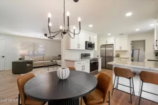 Photo #6: 6796843 Listing