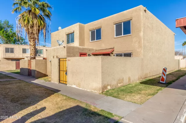 MLS: 6796862 Condo For Sale