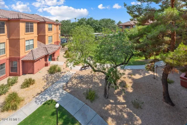 MLS: 6797019 Condo For Sale