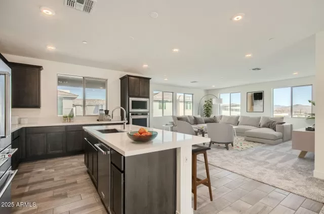 MLS: 6797375 Condo For Sale