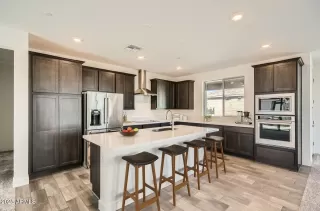 Photo #2: 6797375 Listing 