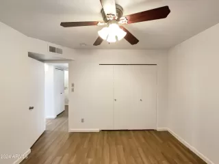 Photo #4: 6797450 Listing