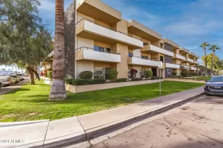 Photo #4: 6797486 Listing