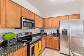 Photo #6: 6797592 Listing