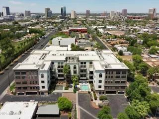 More Details about MLS # 6797656 : 914 E OSBORN ROAD#202